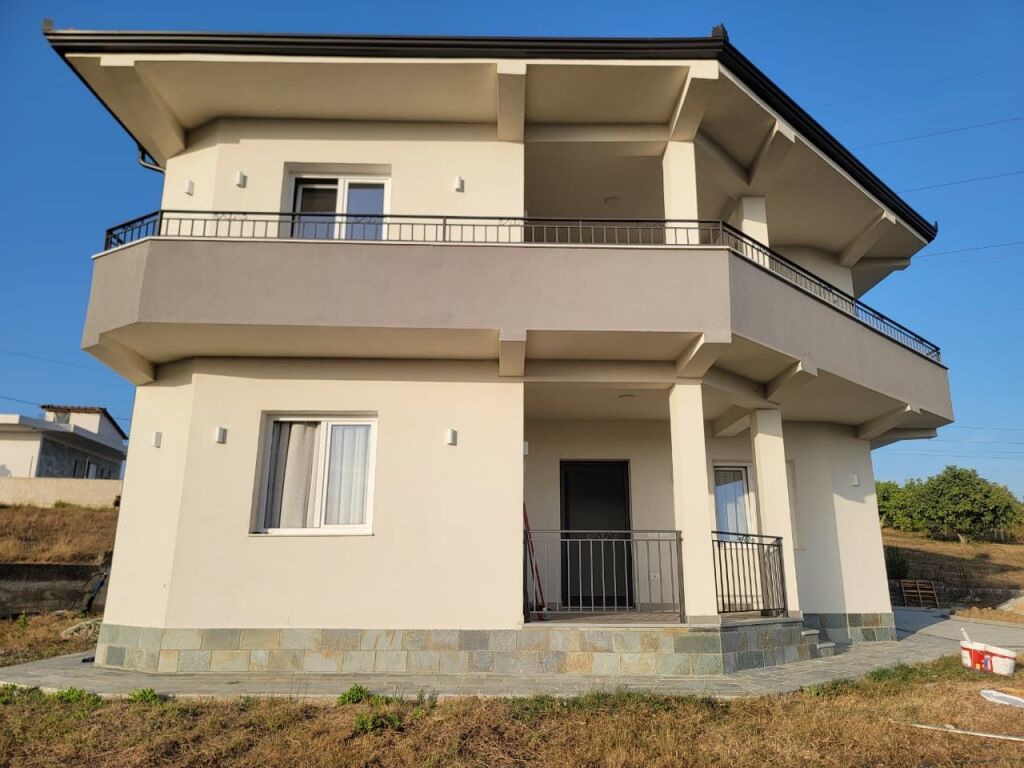 FOR RENT – 2+1 APARTMENT IN SHKOZET!