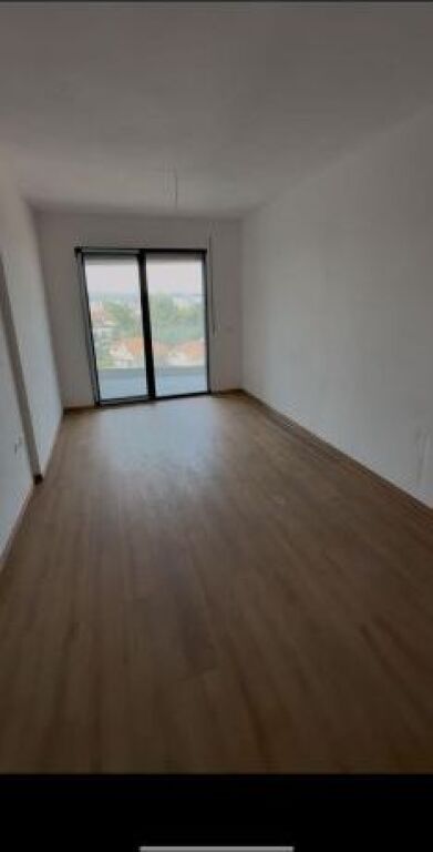 Jepet apartamet 1+1 me qira tek Kompleksi Paralel Living , Rruga Don Bosko , Laprake .