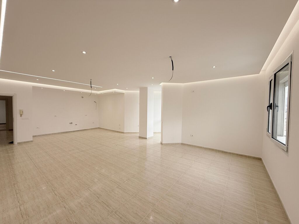 Office space for rent on Elbasan street, American Embassy