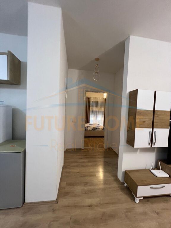 Affitto, Appartamento 2+1+2+Posto Auto, Nuovo Anello, Tirana.