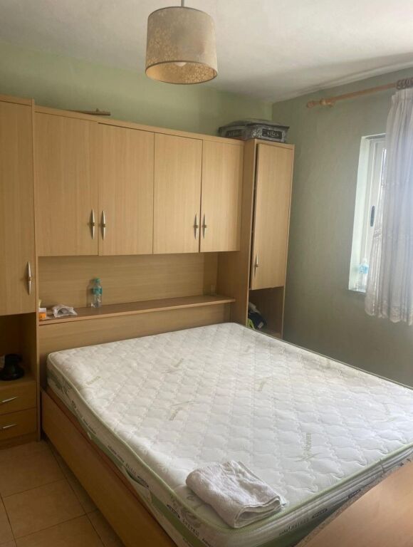 Apartament Me Qera 1+1 Ne Xhamllik (ID B211488) Tirane