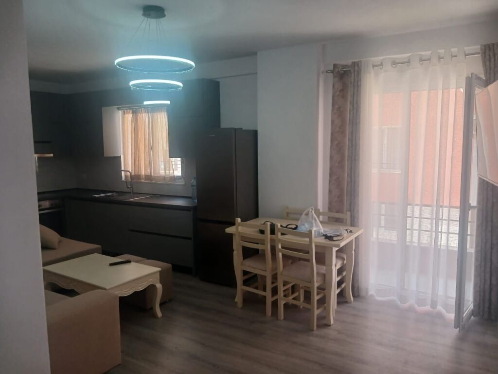 Apartament 2+1 ne selite per qera