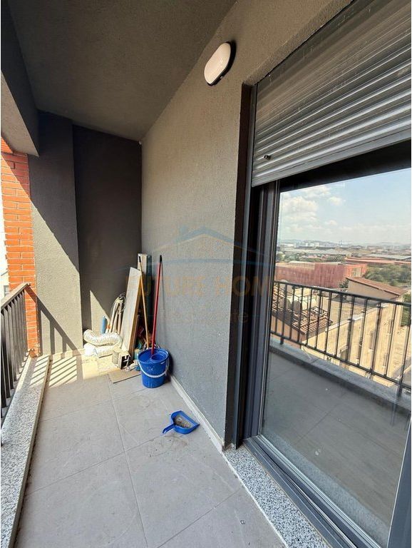 Shitet, Apartament 1+1, Paskuqan, Tirane.