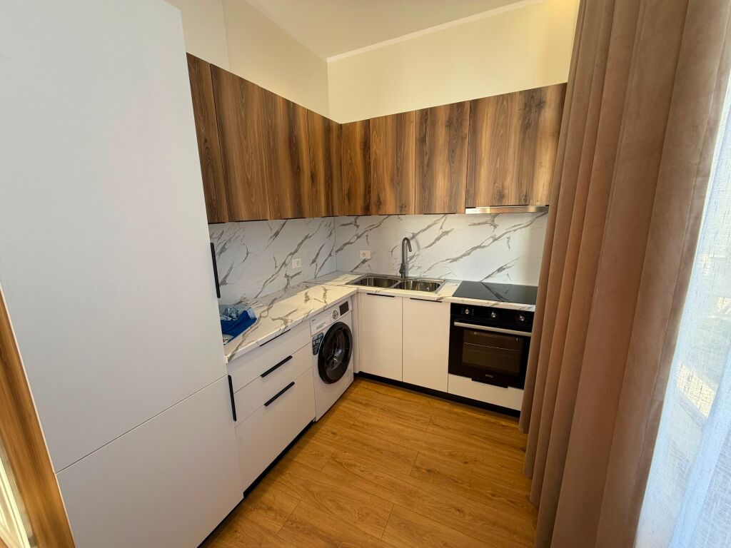 MODERN 2+1 APARTMENT FOR LONG TERM RENT - XHAMIA, VLORE