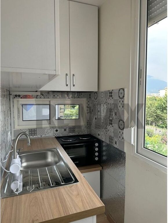 Apartament 1+1 me qira te Pazari i Ri, Tiranë