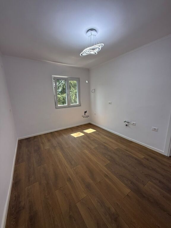 VENDESI APPARTAMENTO 1+1 XHAMLLIK 94.000 EURO FH-91043