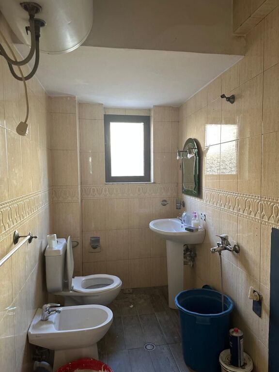 In the Myslym Shyri area, an office space is for rent, empty 60,000 lek (net)
