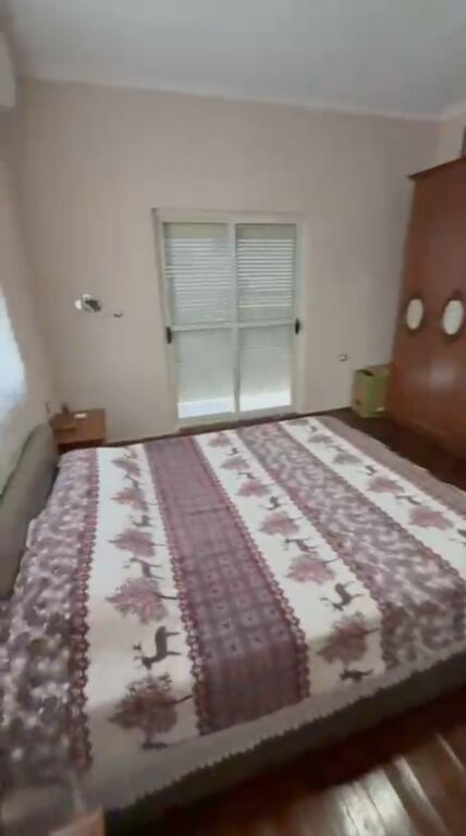 Appartamento 2+1+2 bagni+2 balconi. 55000 lek. Yzberisht