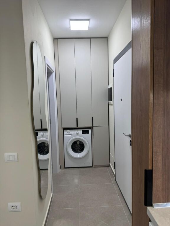 LAPRAKE, APARTAMENT 1+1+ POST PARKIMI PER QIRA