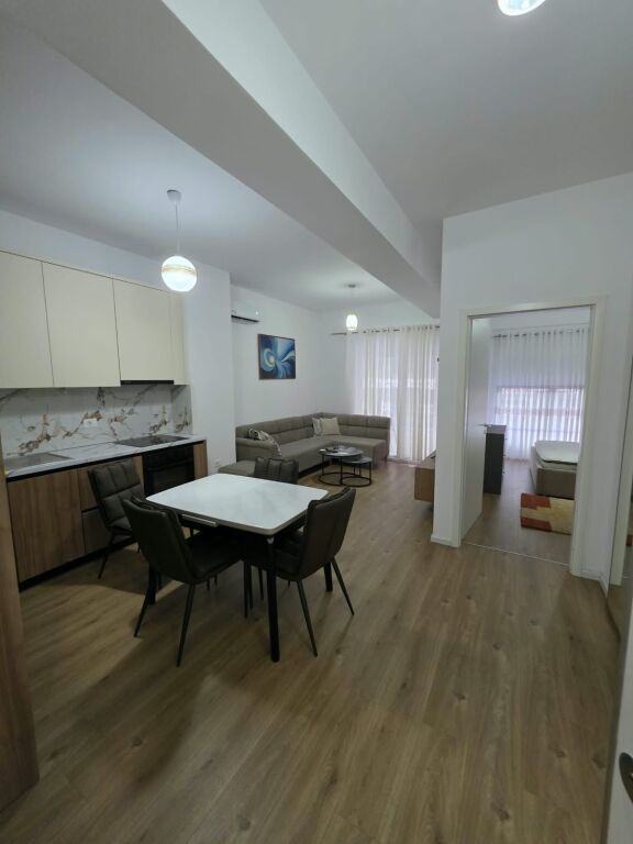 🏡 Appartamento 1+1 in affitto  📍 Ali Demi, Residenza Kaimi💰 Prezzo: 45.000 Lek/Mese
