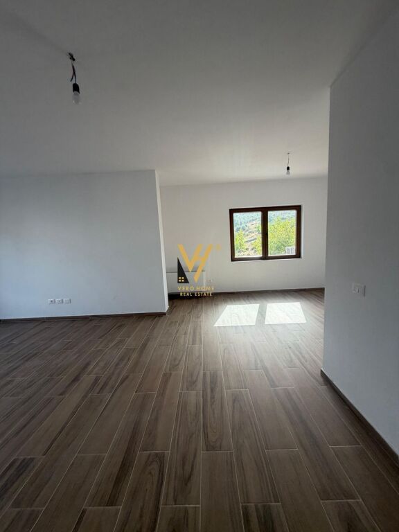 THREE-STORY VILLA FOR RENT IN TEG, RENT 3,700 EURO