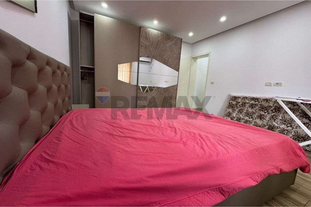 Apartment 2+1 for sale United School