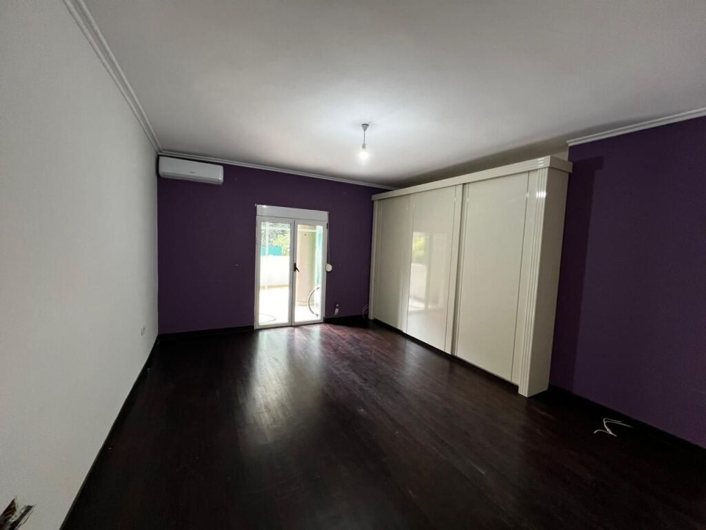 Apartament 2+1 per Qira, Komuna E Parisit.Tirane