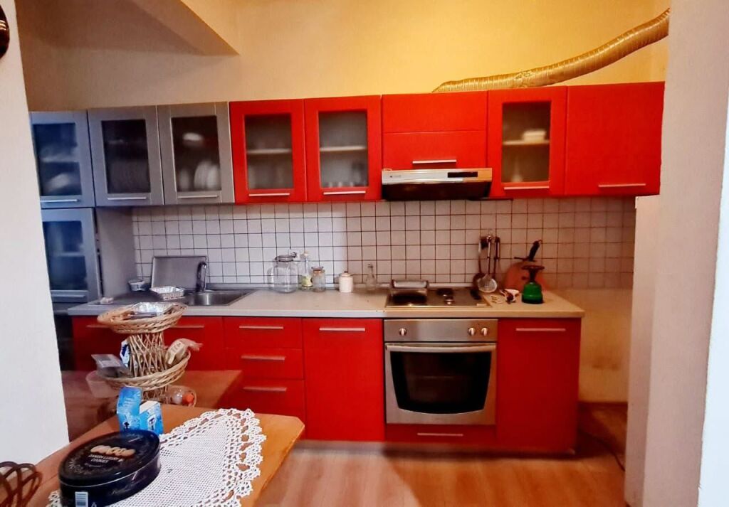 Appartamento 1+1 in VENDITA, zona Stadio, Durrës