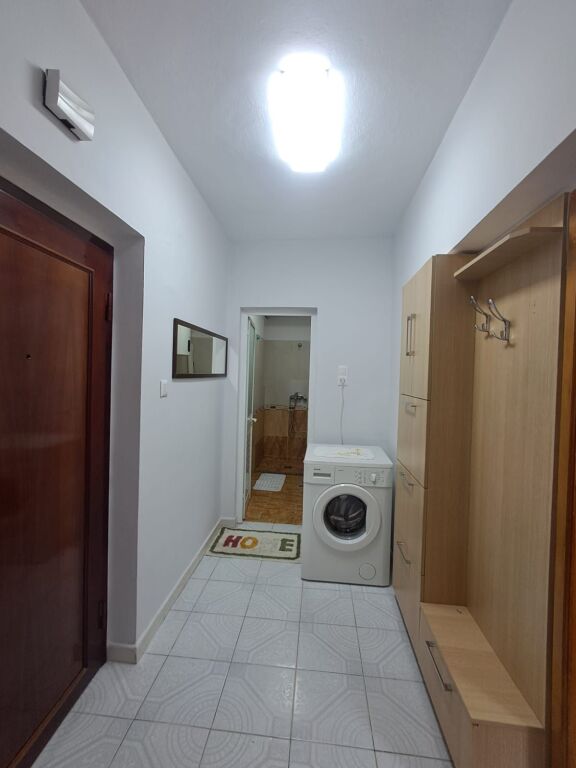 APARTMENT 1+1, WILSON SQUARE