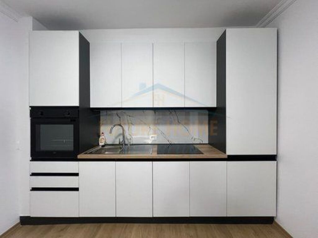 Qera, Apartament 2+1, Pazari i Ri, Tiranë.