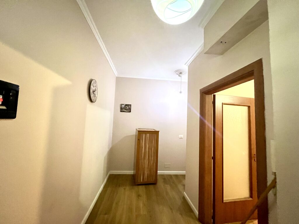 For rent 1+1 at 4 Deshmoret 600 thousand