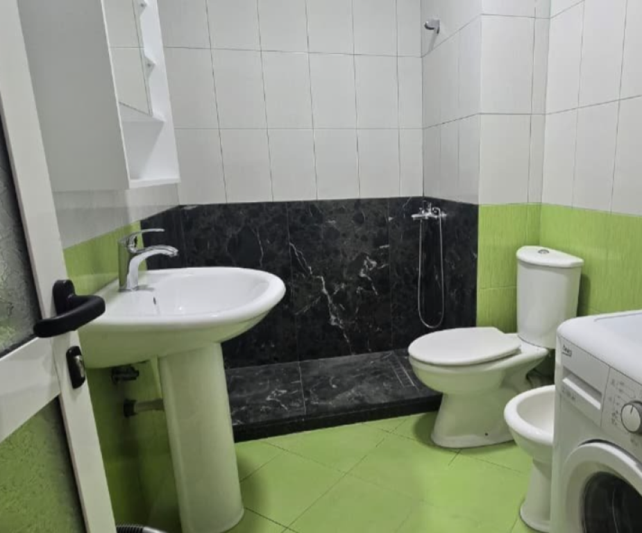 Jepet apartament 1+1 me qira tek Rruga Jordan Misja , Rruga Don Bosko , Bulevardi i Ri .