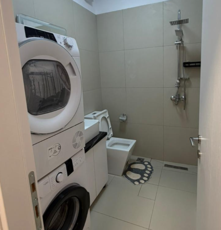 Shitet apartament 1+1 tek Rruga Don Bosko , Rruga Jordan Misja .