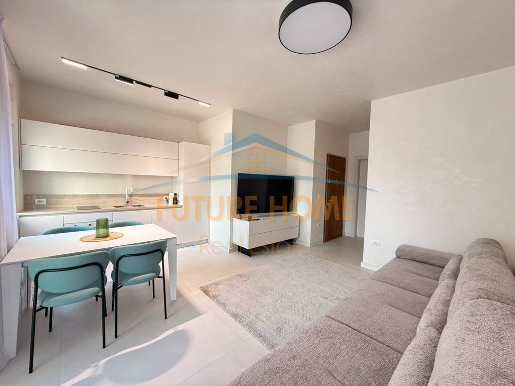 Disponojmë Apartament 1+1+ Post Parkimi për shitje Gjiri Lalëzit, Perla Resort