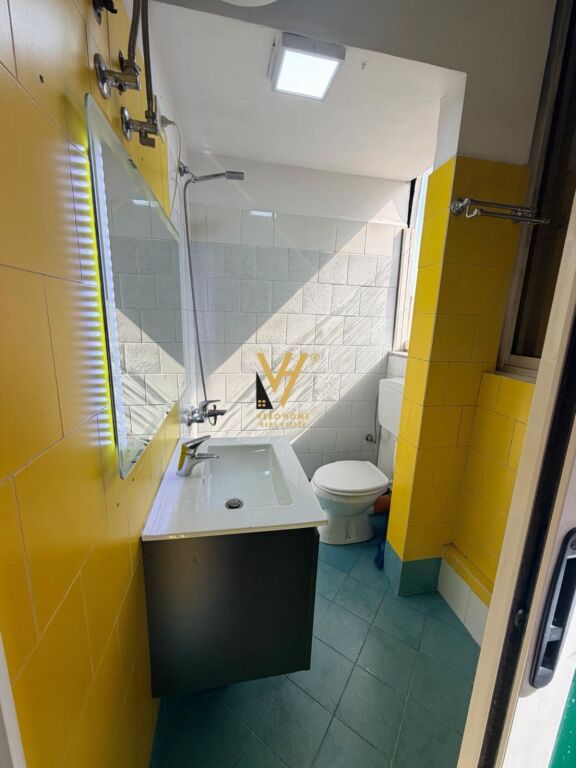 STUDIO APARTMENT 35 M2 FOR RENT ON DURRES STREET 38,000 LEKE