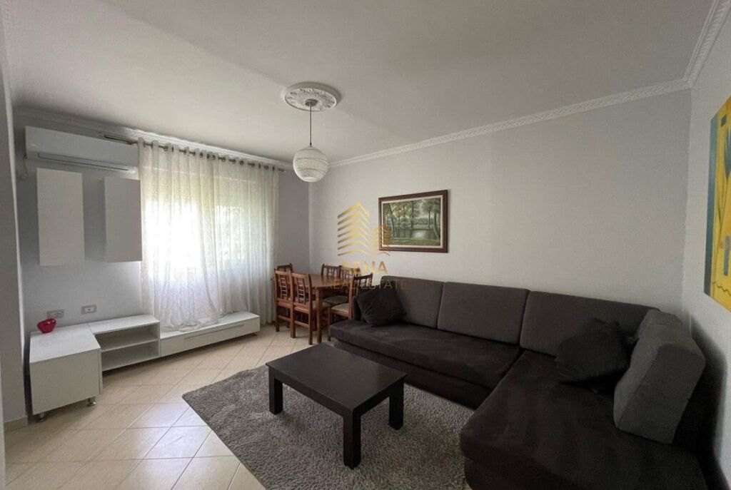 Shitet, Apartament 2+1, Xhamllik – Varri Bamit, 14.000.000 Lek