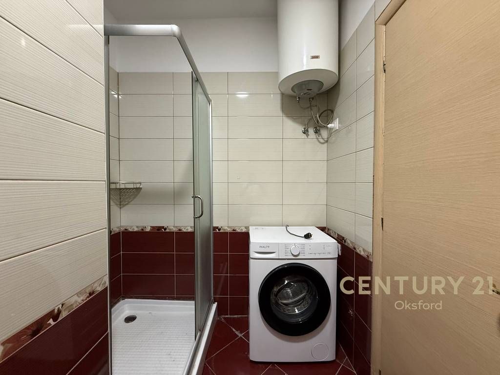 VENDESI APPARTAMENTO 1+1, A FRESK!
