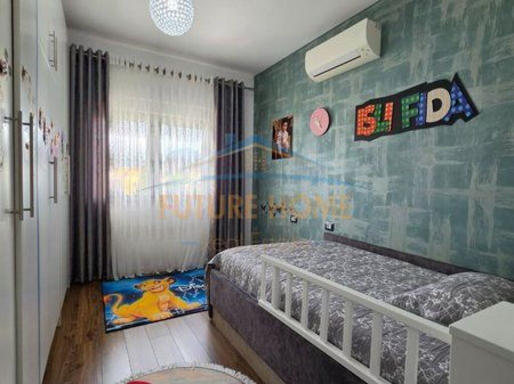 Qera, Apartament 2+1, Fresku, Tiranë.