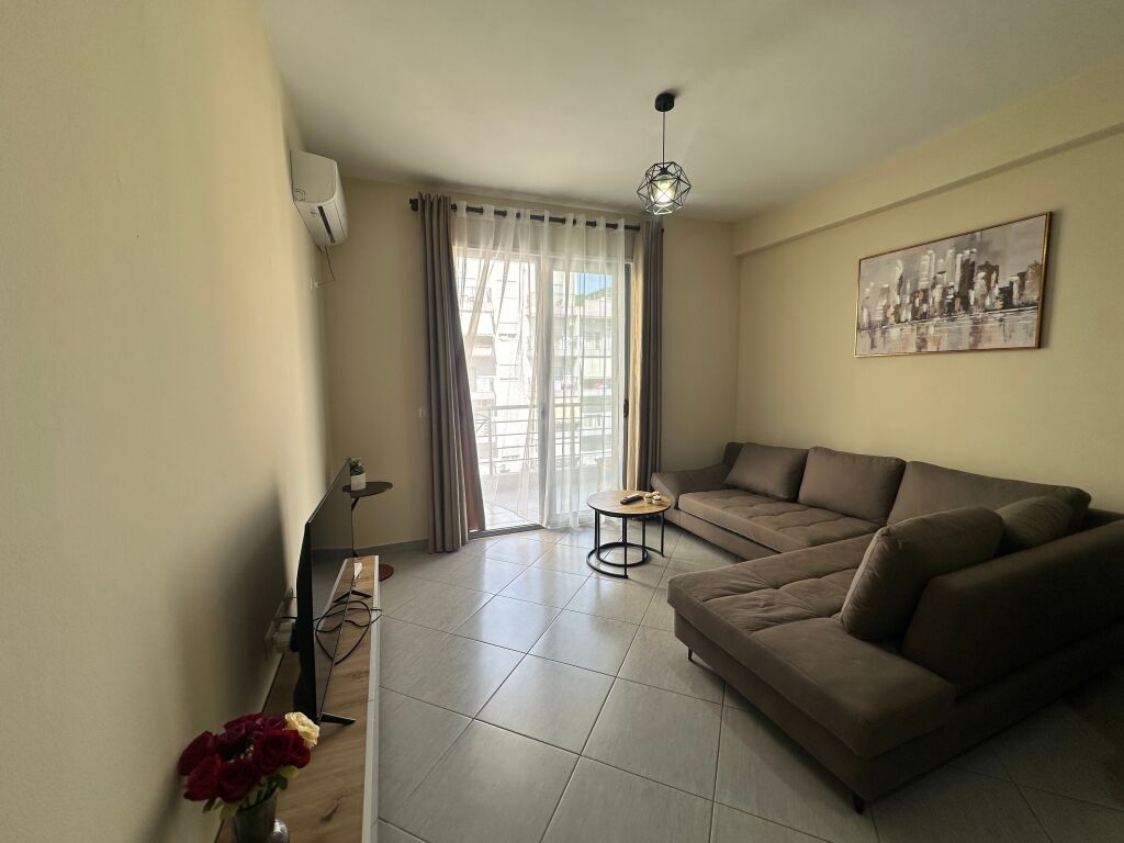 Apartment 1+1 for rent on Cipajve street near the former Kombinati Vlore