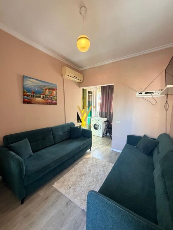 STUDIO APARTMENT 35 M2 FOR RENT ON DURRES STREET 38,000 LEKE