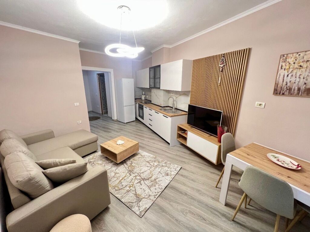 📣 AFFITTO SUPER Appartamento 2+1 Con Balcone 📍 Don Bosko