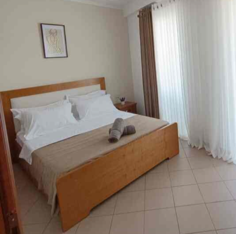 Appartamento 1+1 in affitto disponibile in Via Bogdaneve, Via Kavajes, Via Durresit.