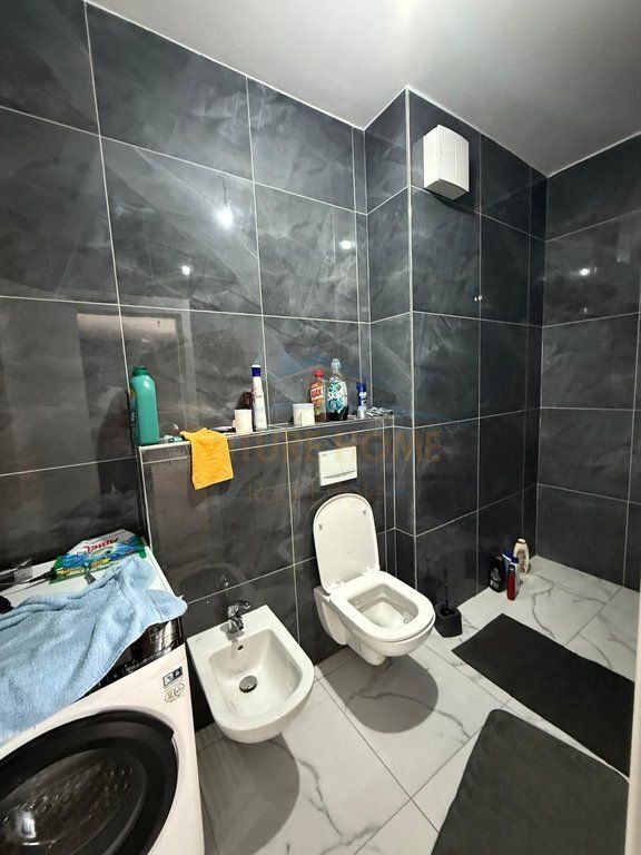 Shitet, Apartament 1+1, Paskuqan, Tirane.