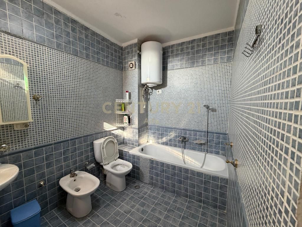 SHITET, APARTAMENT 2+1 TEK SHKOLLA E BALETIT