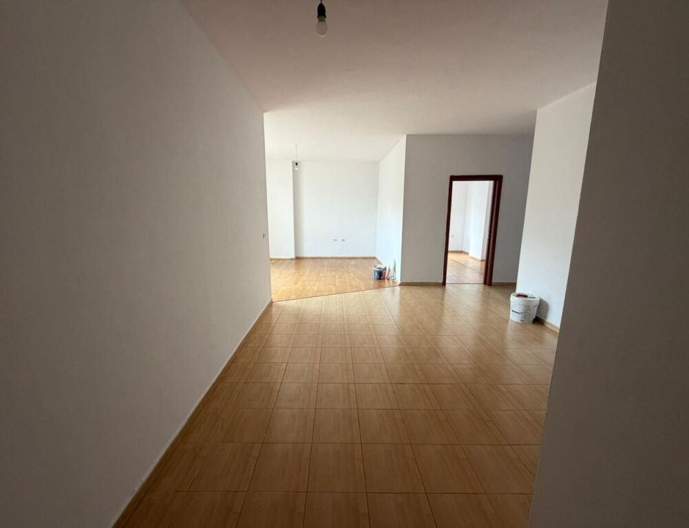 APARTAMENT 3+1+2 PËR SHITJE – Ne Fresk