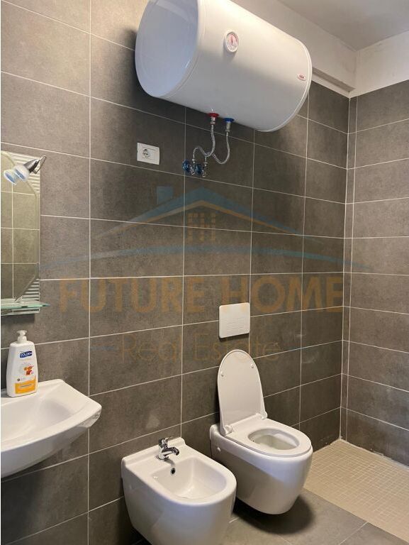 Affitto, Appartamento 2+1+2+Posto Auto, Nuovo Anello, Tirana.