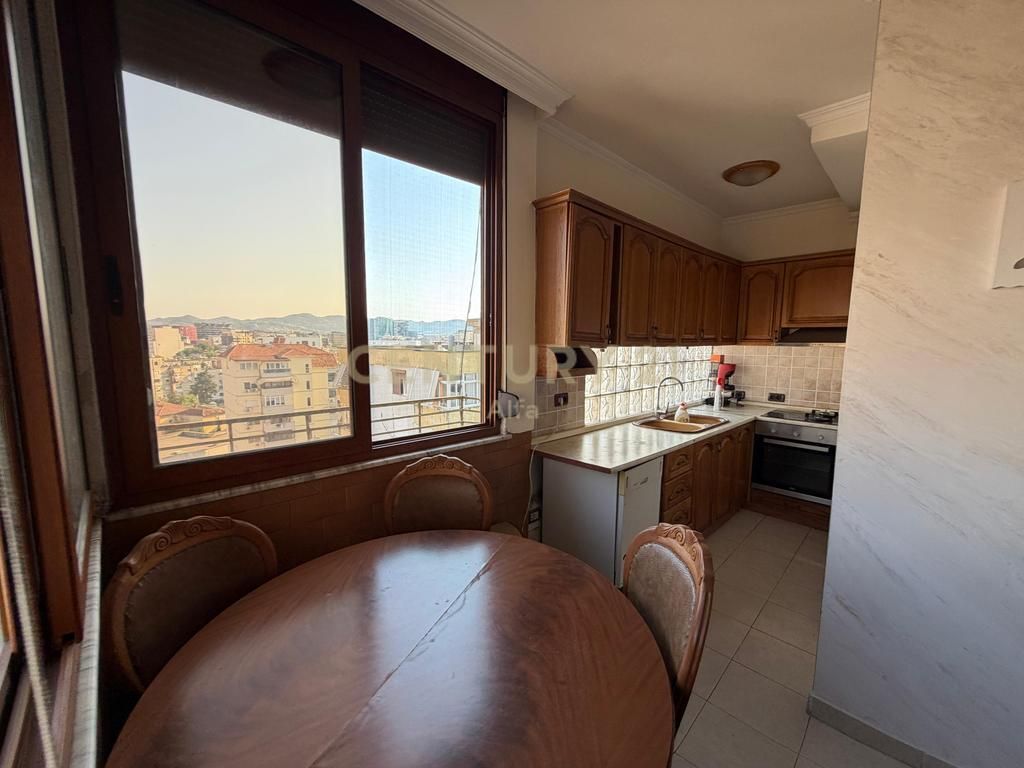 SHITET, APARTAMENT 2+1 TEK SHKOLLA E BALETIT