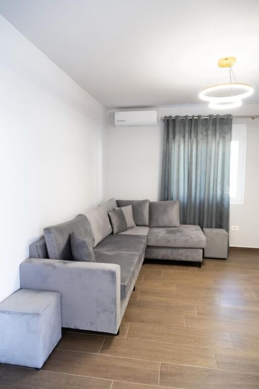 Qera | Vilë 1 + 1 | Farkë | 450 €/muaj