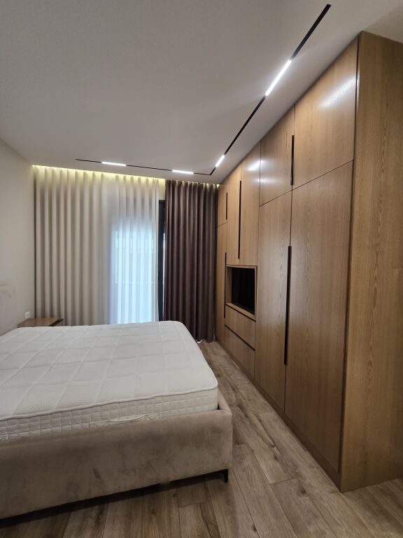 Apartament 2+1+ parkim te Liqeni i Thate