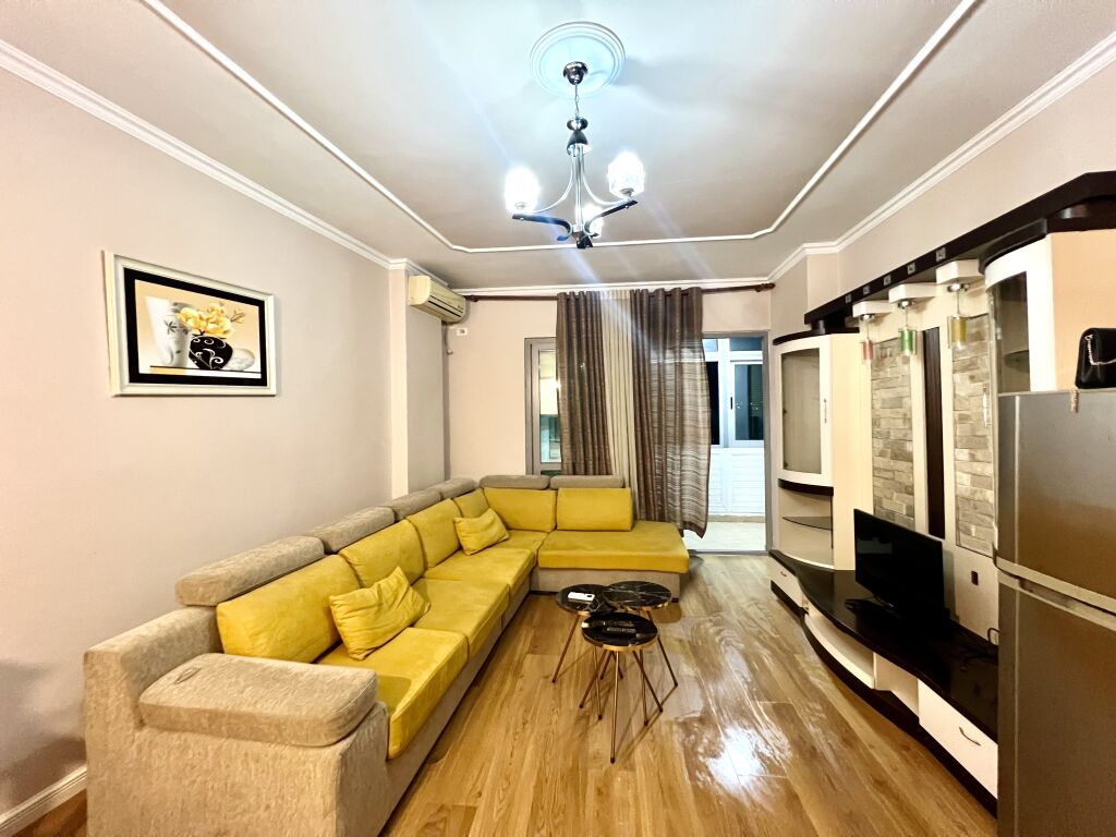 For rent 1+1 at 4 Deshmoret 600 thousand