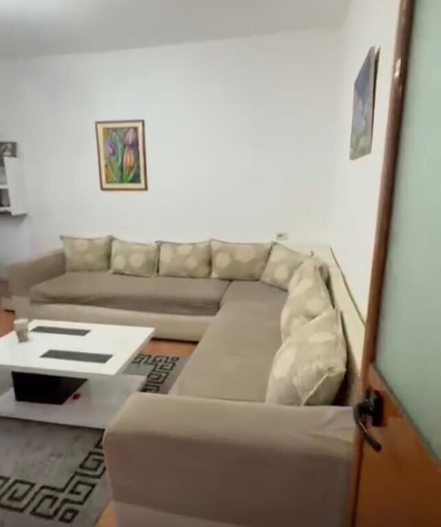 Apartment 2+1 for sale in Kombinat