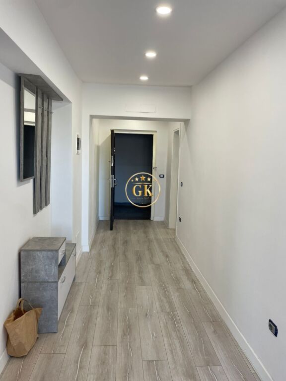 20751185🏡 APPARTAMENTO IN AFFITTO 2+1 – Vicino al Flagship Center, Durazzo