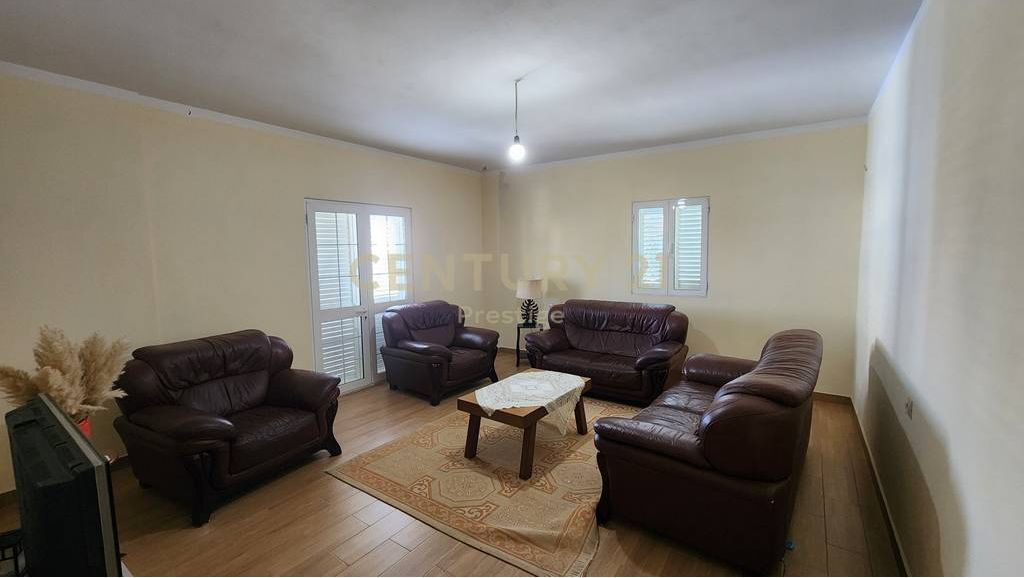 APARTAMENT 2+1 ME QIRA, VILAT GJERMANE, TIRANE!