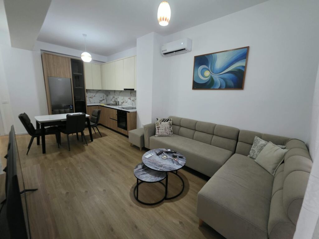 🏡 Appartamento 1+1 in affitto  📍 Ali Demi, Residenza Kaimi💰 Prezzo: 45.000 Lek/Mese