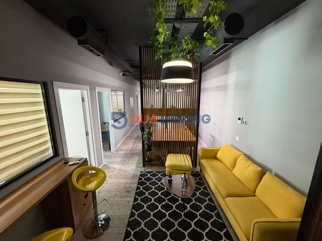 OFFICE SPACE FOR RENT AT SQUARE 21 !