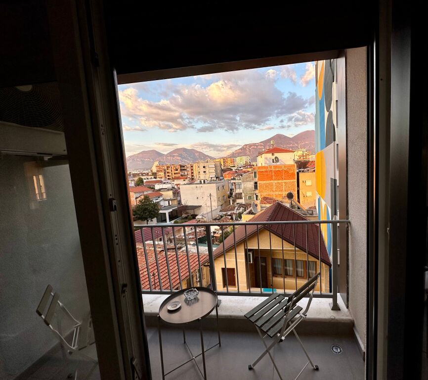 Apartment 2+1+2 at Medresja + Parking Lot