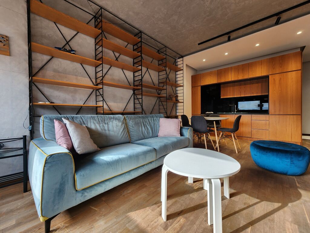 Qira - Apartament 1+1 tek Liqeni Thate