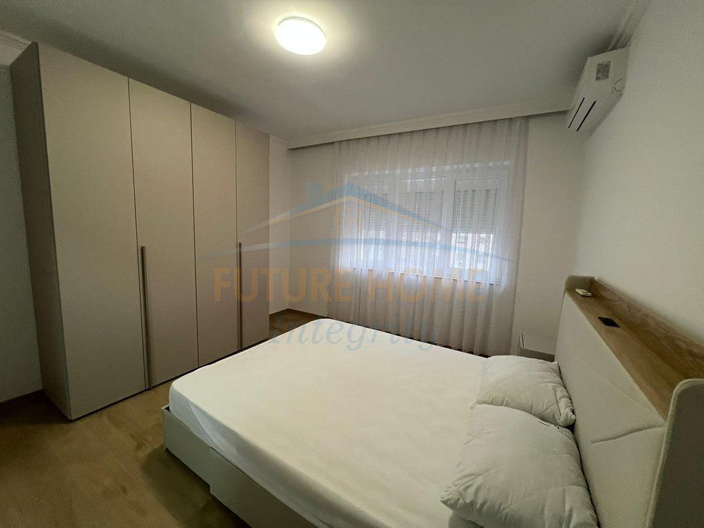 Qera, Apartament 2+1, Pazari i Ri, Tiranë.