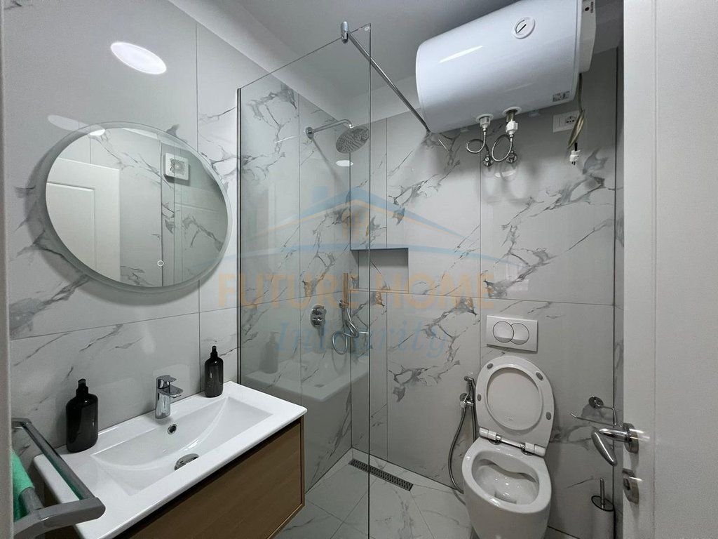 Qera, Apartament 2+1, Pazari i Ri, Tiranë.