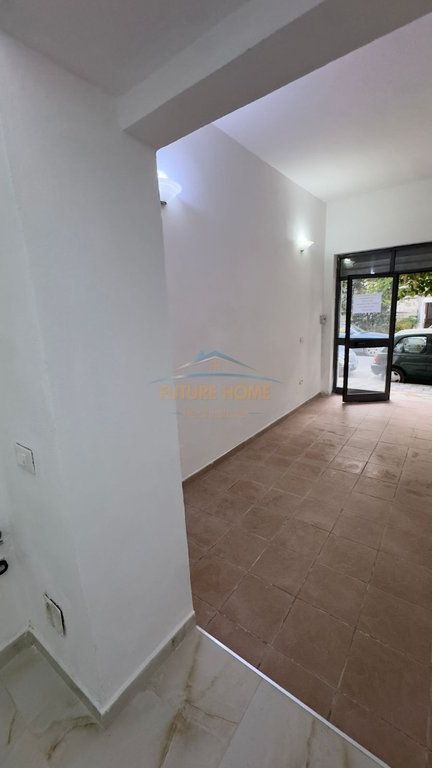 Rent, Business Premises, Former Bus Park, Tirana